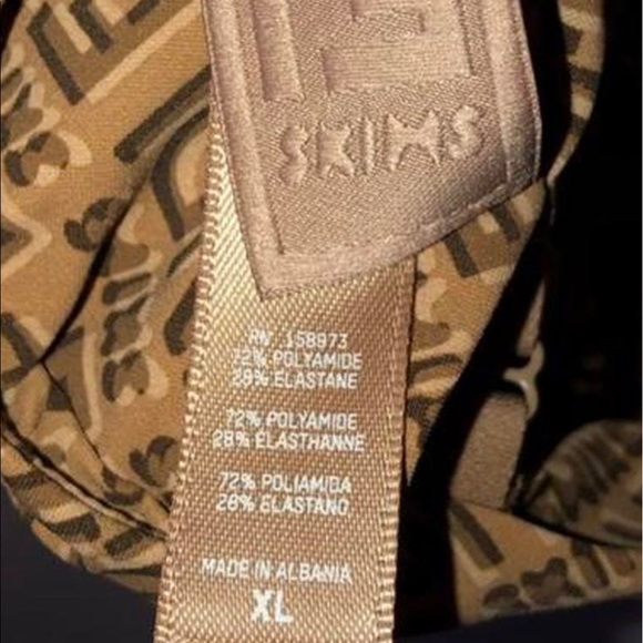 Fendi X Skims skimpy scoop neck bralette **RARE - Picture 5 of 6